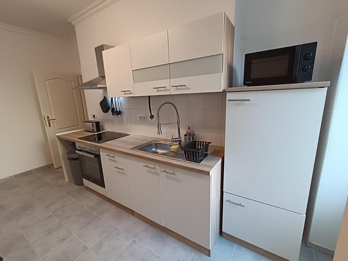2 Bedroom In Kreuzberg Berlijn
