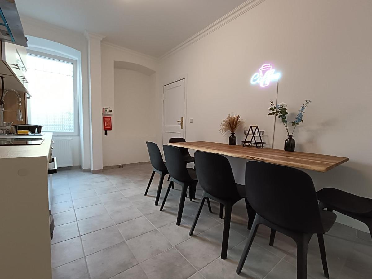 2 Bedroom In Kreuzberg Appartement Berlijn