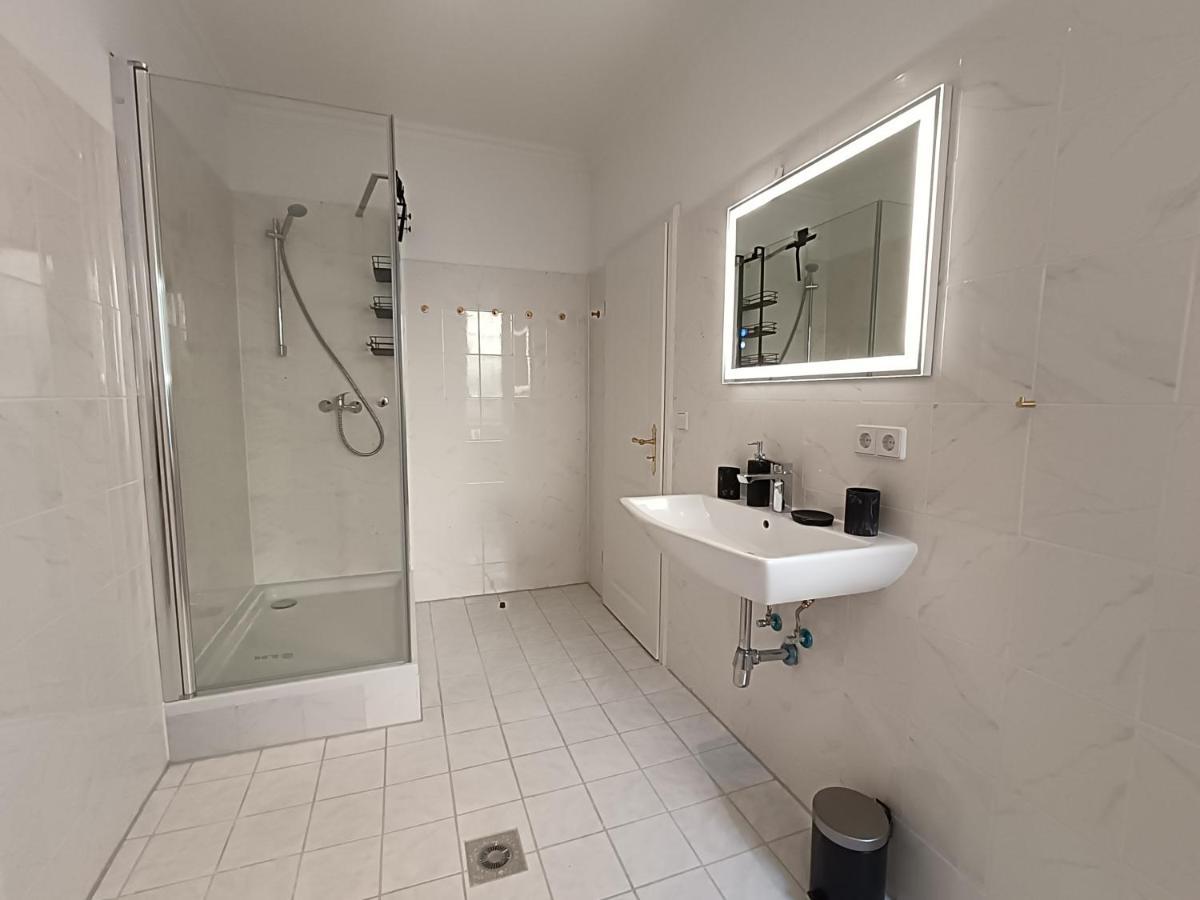 Appartement 2 Bedroom In Kreuzberg *